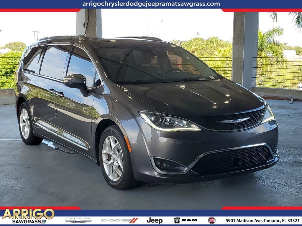 2020 CHRYSLER Pacifica