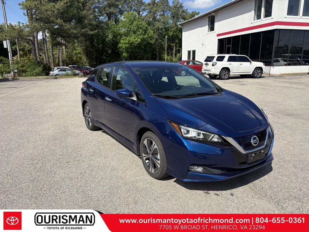 2022 NISSAN Leaf