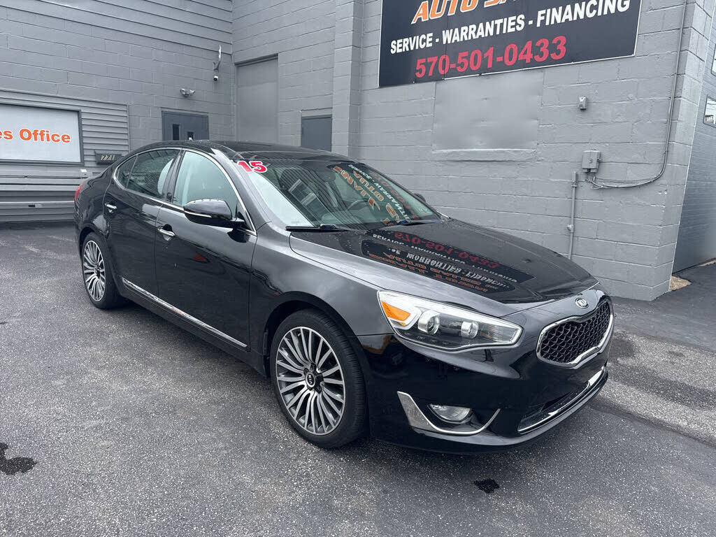 2015 KIA Cadenza