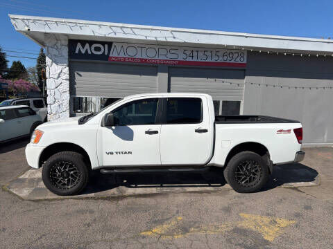 2014 NISSAN Titan
