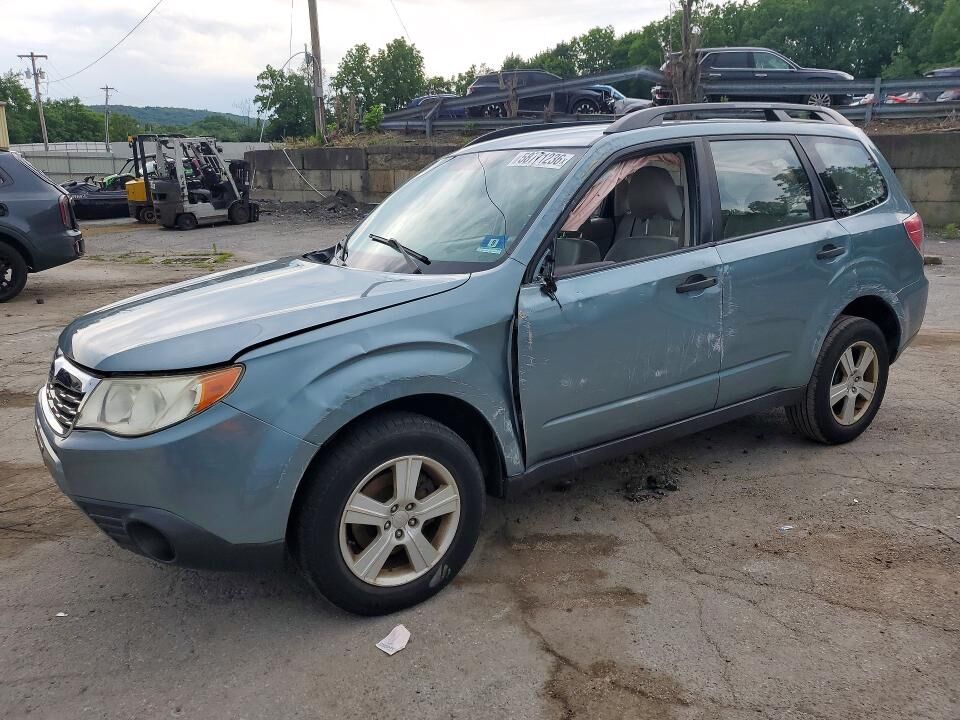 2010 SUBARU Forester