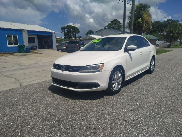 2013 VOLKSWAGEN Jetta