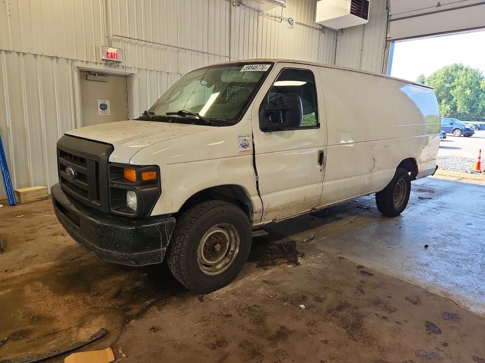 2013 FORD E-350