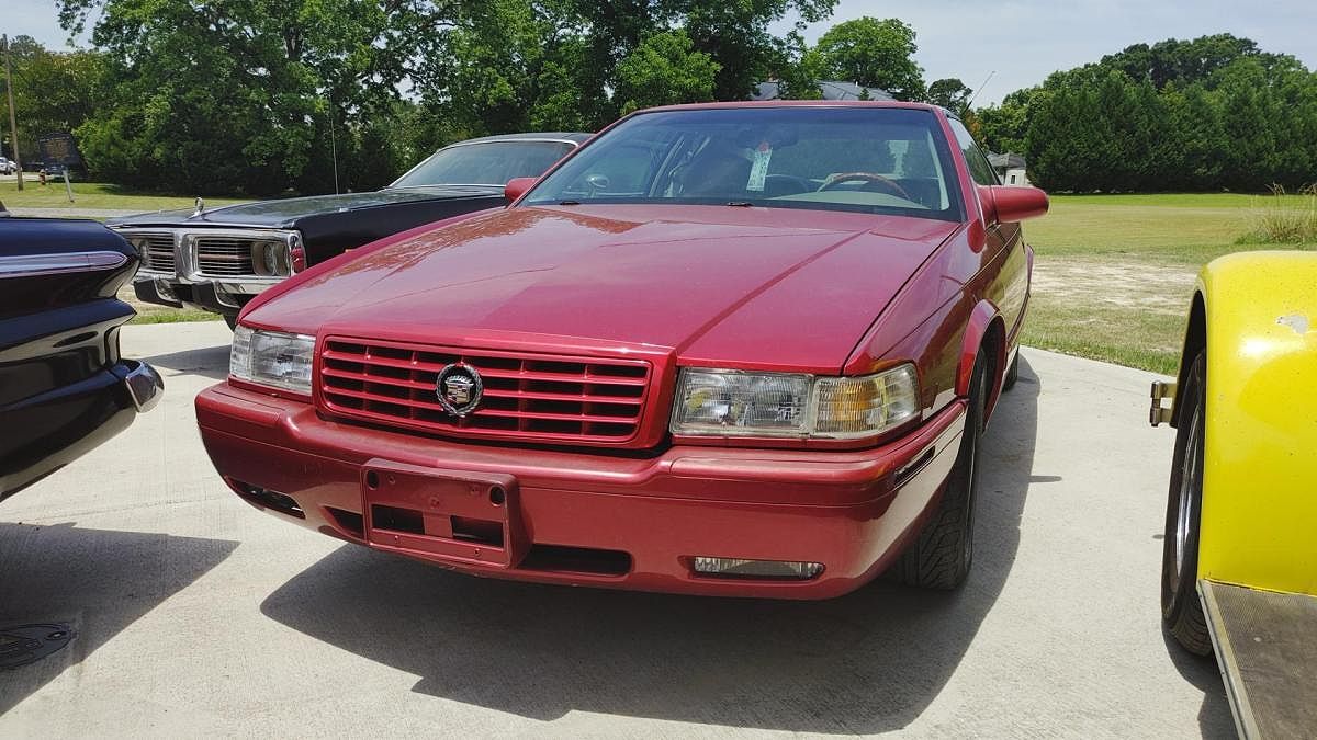 2002 CADILLAC Eldorado