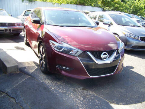 2017 NISSAN Maxima