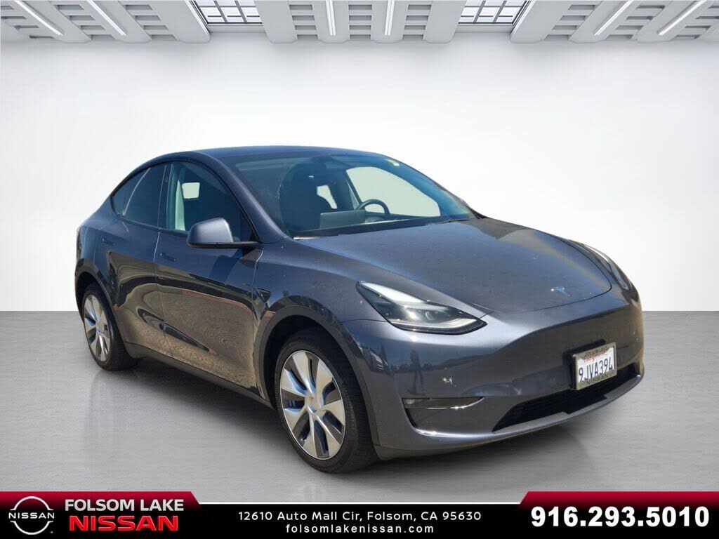 2023 TESLA Model Y