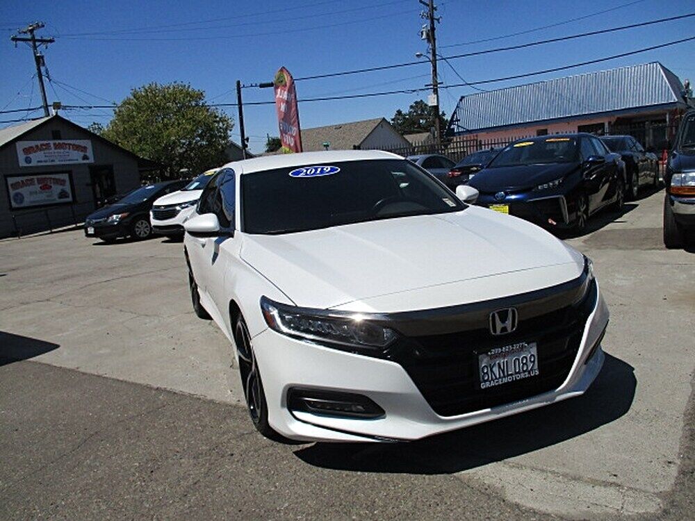 2019 HONDA Accord