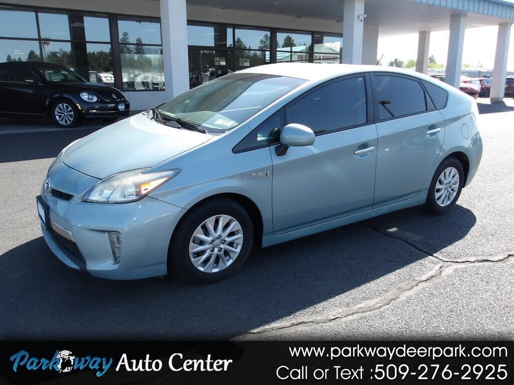 2014 TOYOTA Prius