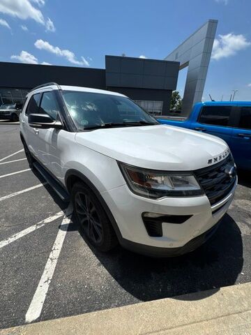2018 FORD Explorer