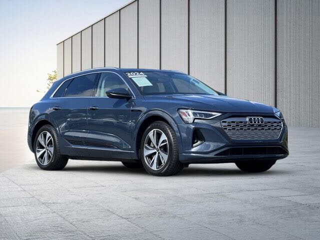 2024 Audi Q8
