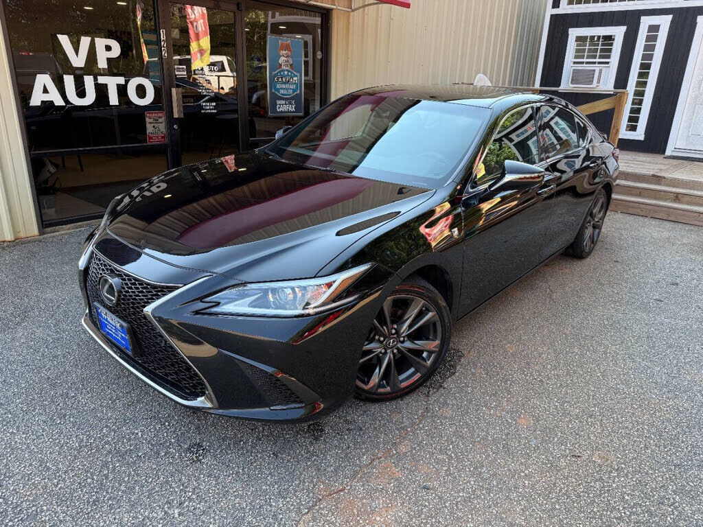 2020 LEXUS ES