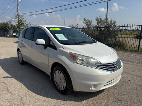 2014 NISSAN Versa