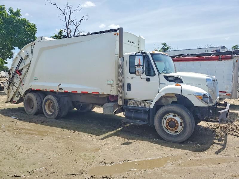 2008 INTERNATIONAL SF625