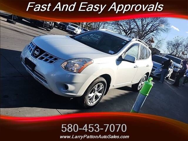 2011 NISSAN Rogue