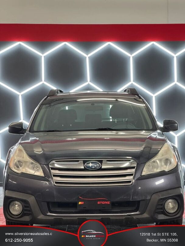 2013 SUBARU Outback