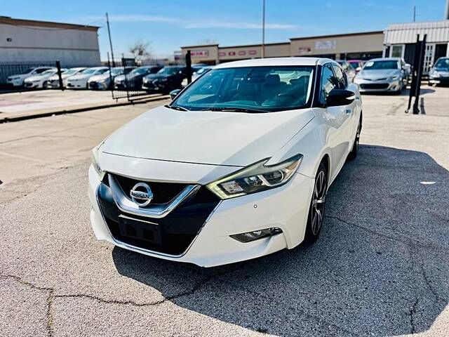 2017 NISSAN Maxima