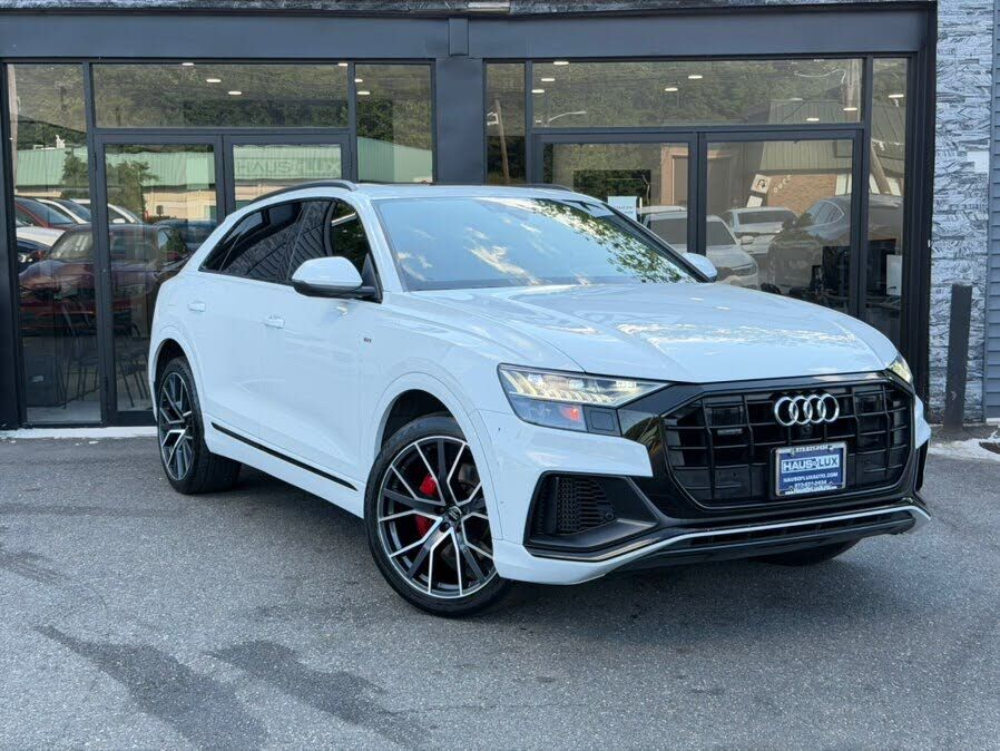 2021 Audi Q8