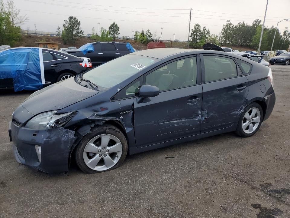 2015 TOYOTA PRIUS
