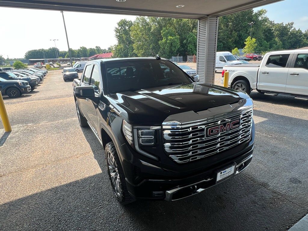 2023 GMC Sierra