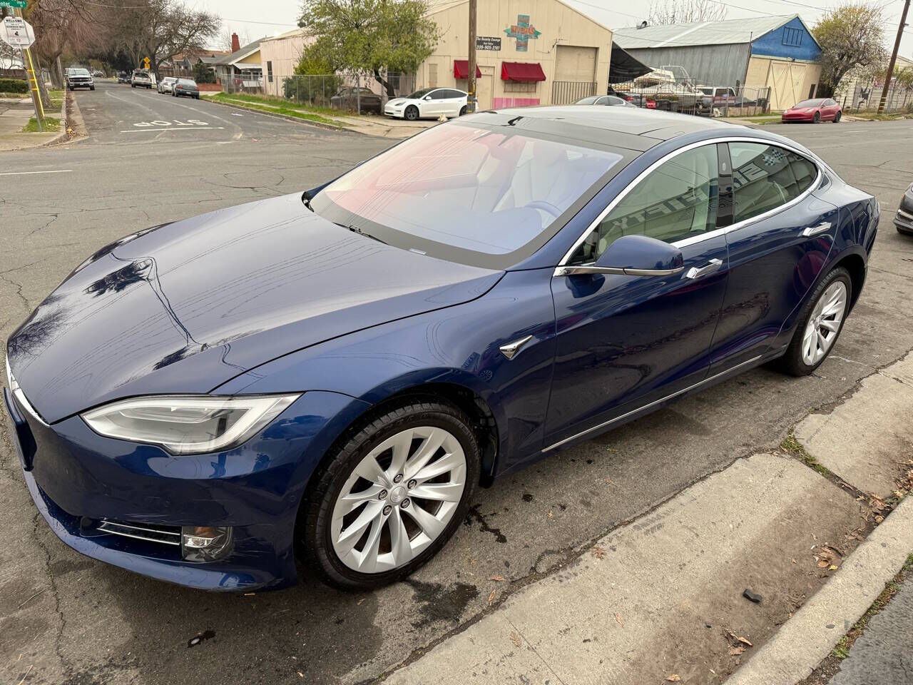 2017 TESLA Model S