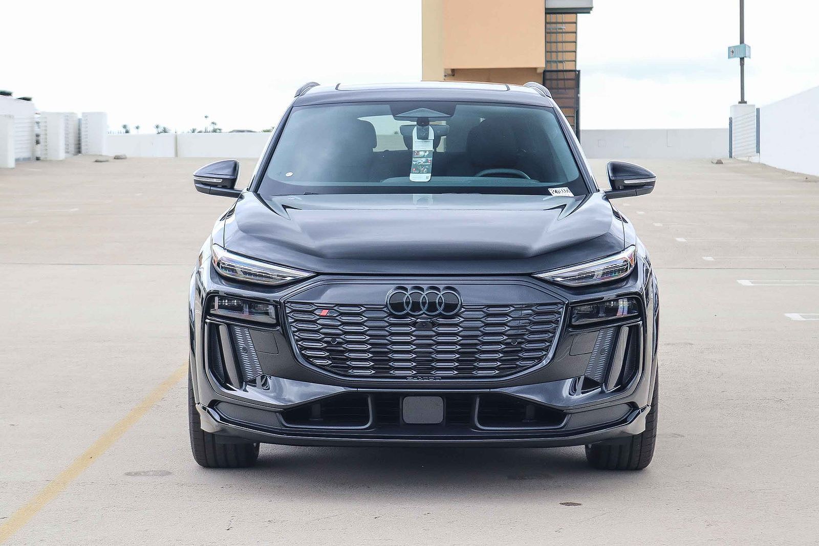 2027 Audi SQ6