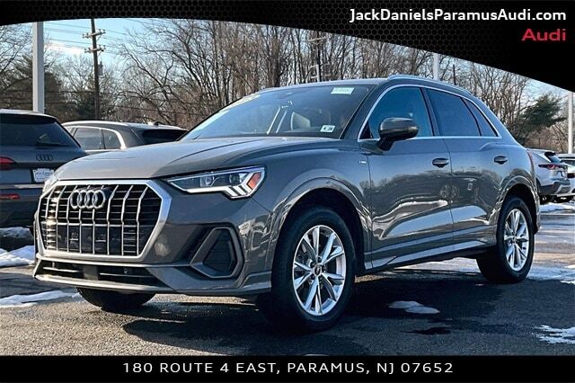 2023 AUDI Q3