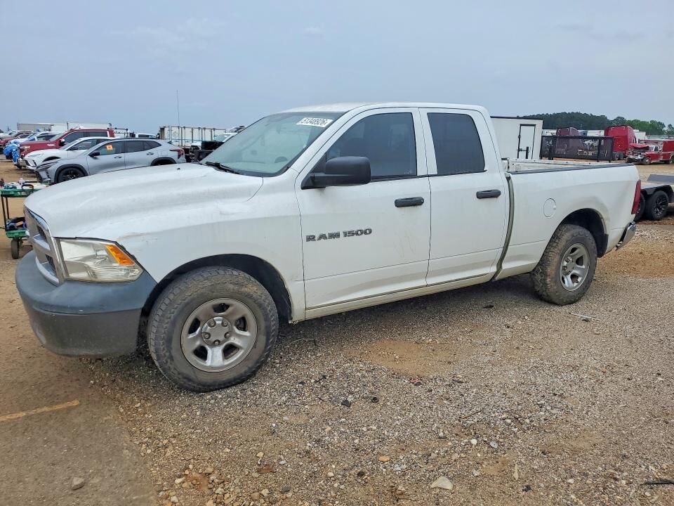2011 DODGE Ram