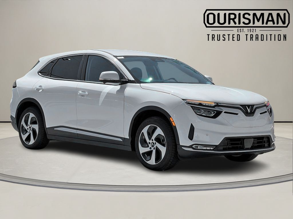2025 VINFAST VF 8