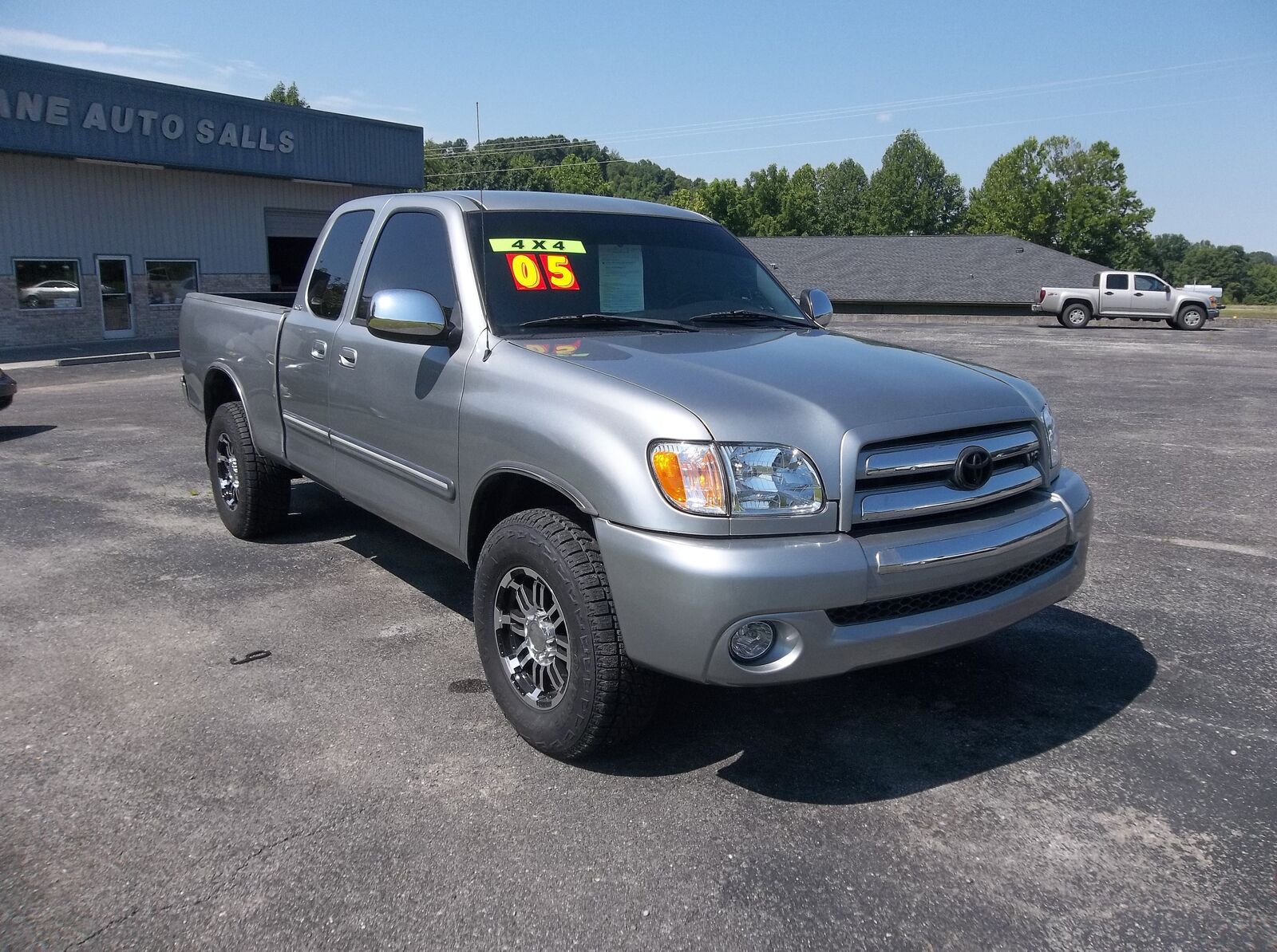 2005 TOYOTA Tundra