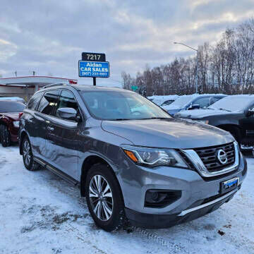 2017 NISSAN Pathfinder
