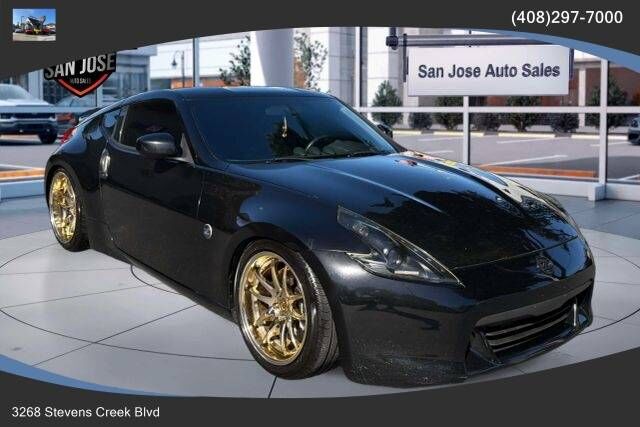 2009 NISSAN 370Z