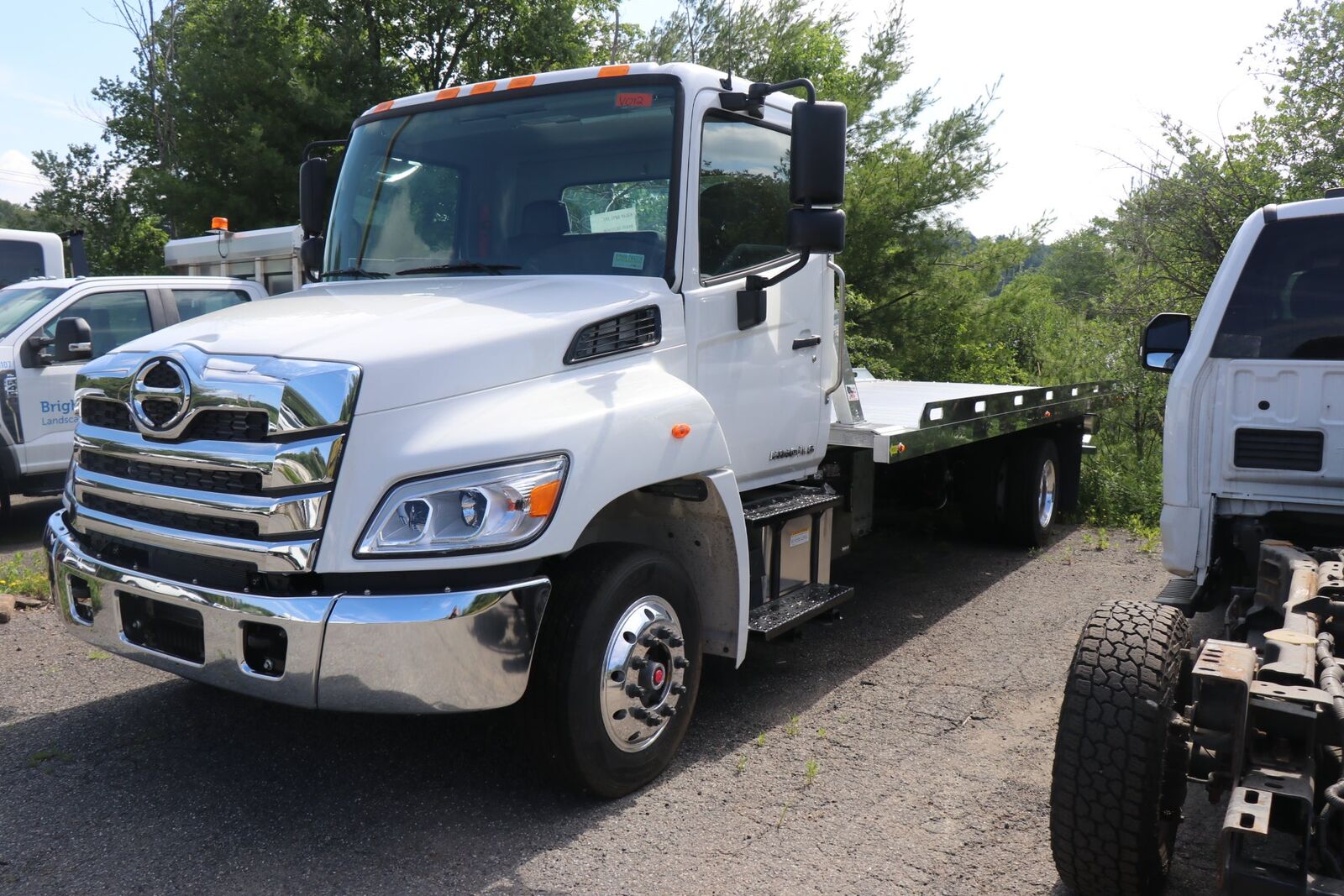 2027 HINO L6