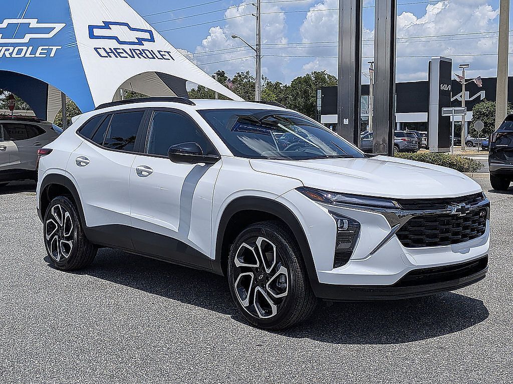 2026 CHEVROLET Trax
