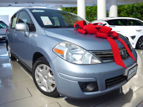 2011 NISSAN Versa