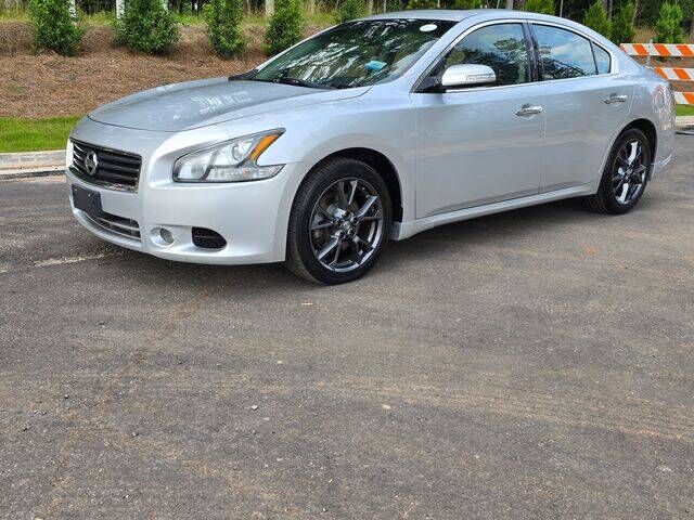 2012 NISSAN Maxima