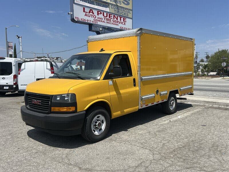 2021 GMC Savana