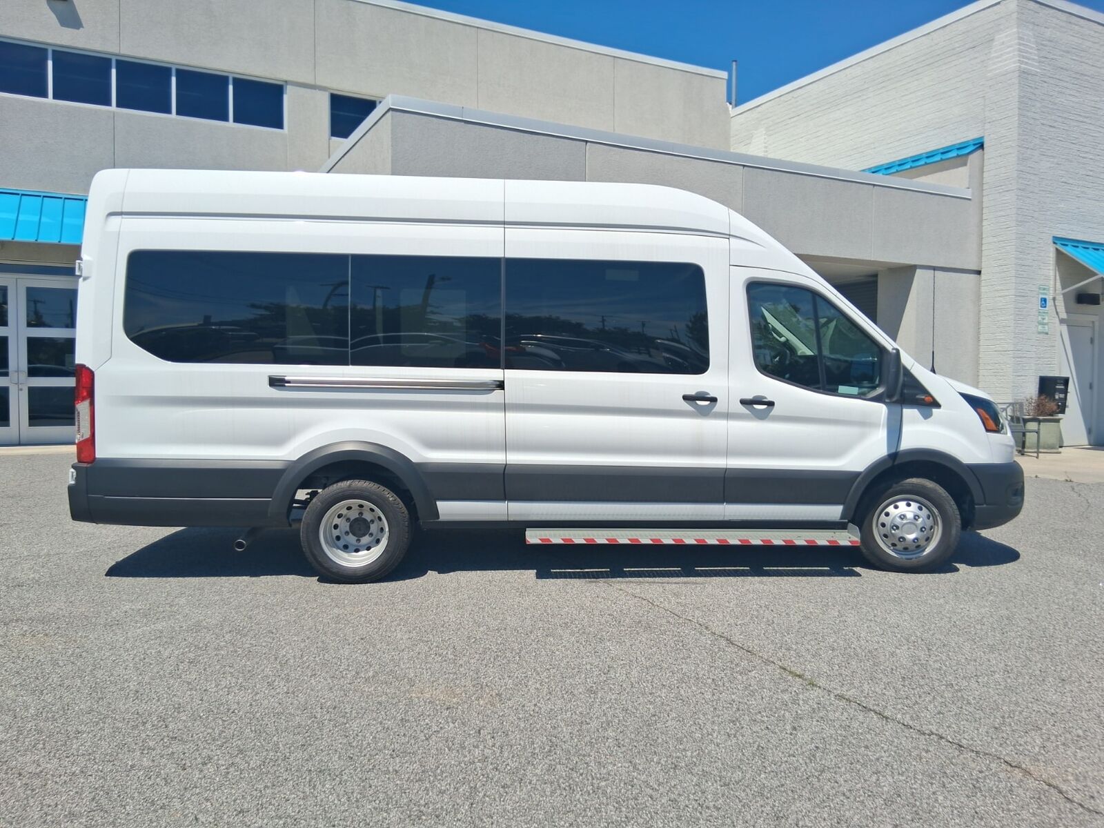 2025 FORD Transit