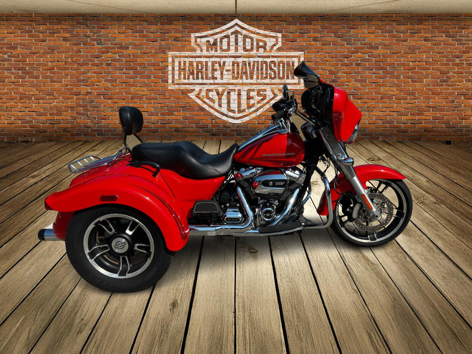 2017 HARLEY DAVIDSON FLRT / Freewheeler