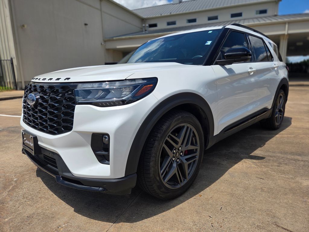 2025 FORD Explorer