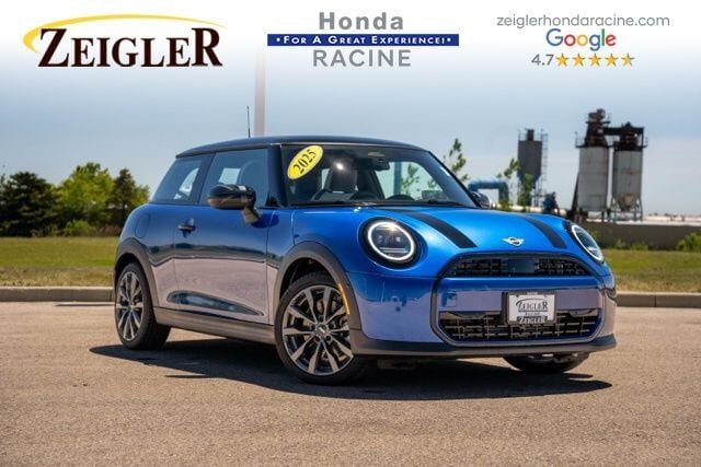 2025 MINI Hardtop