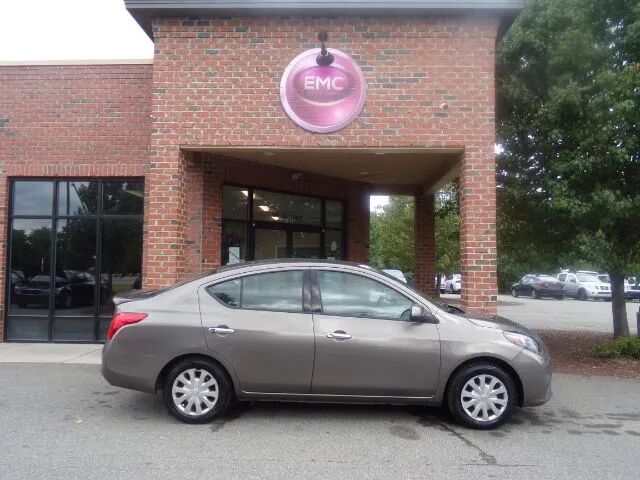 2014 NISSAN Versa