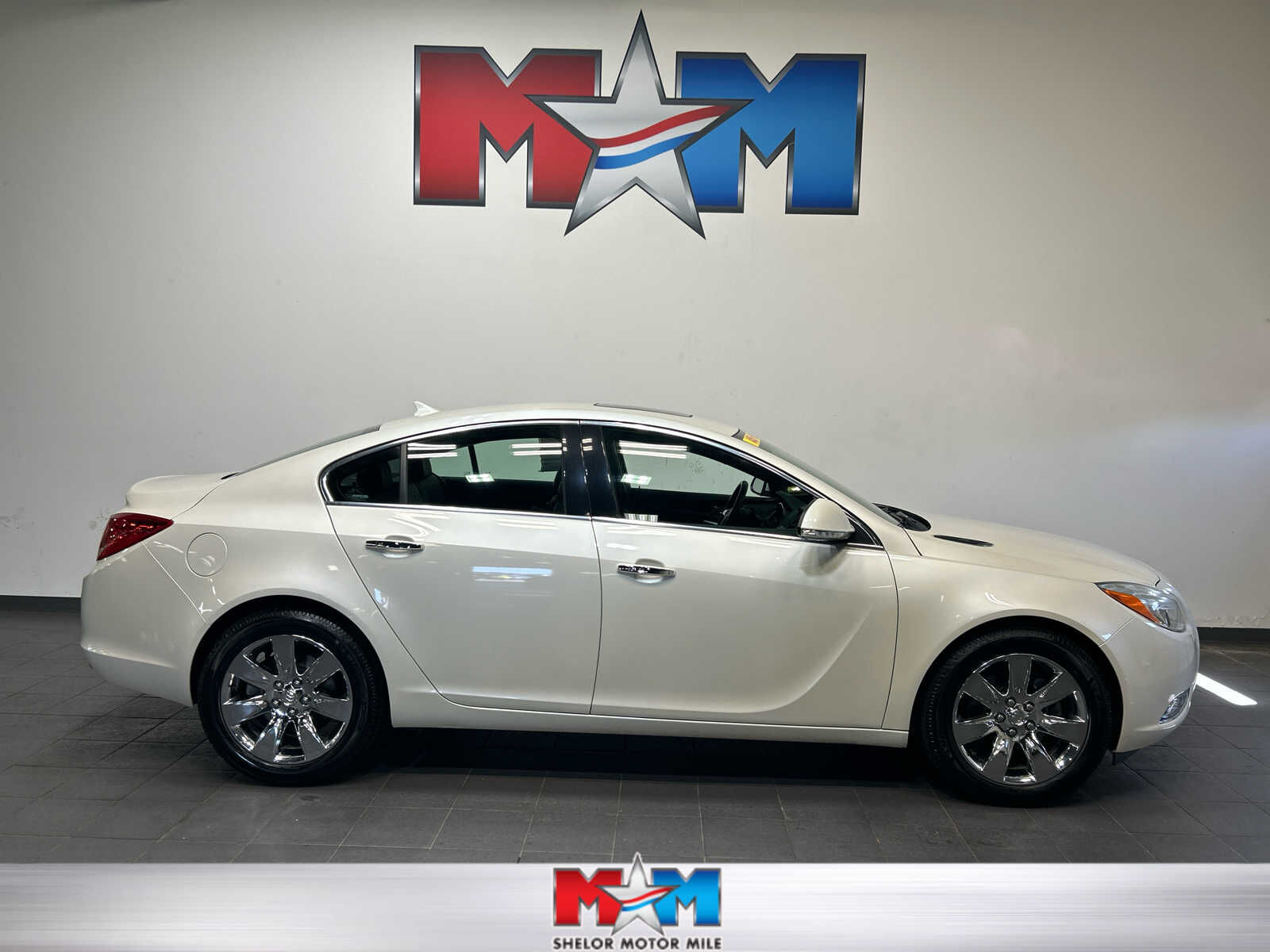 2013 BUICK Regal