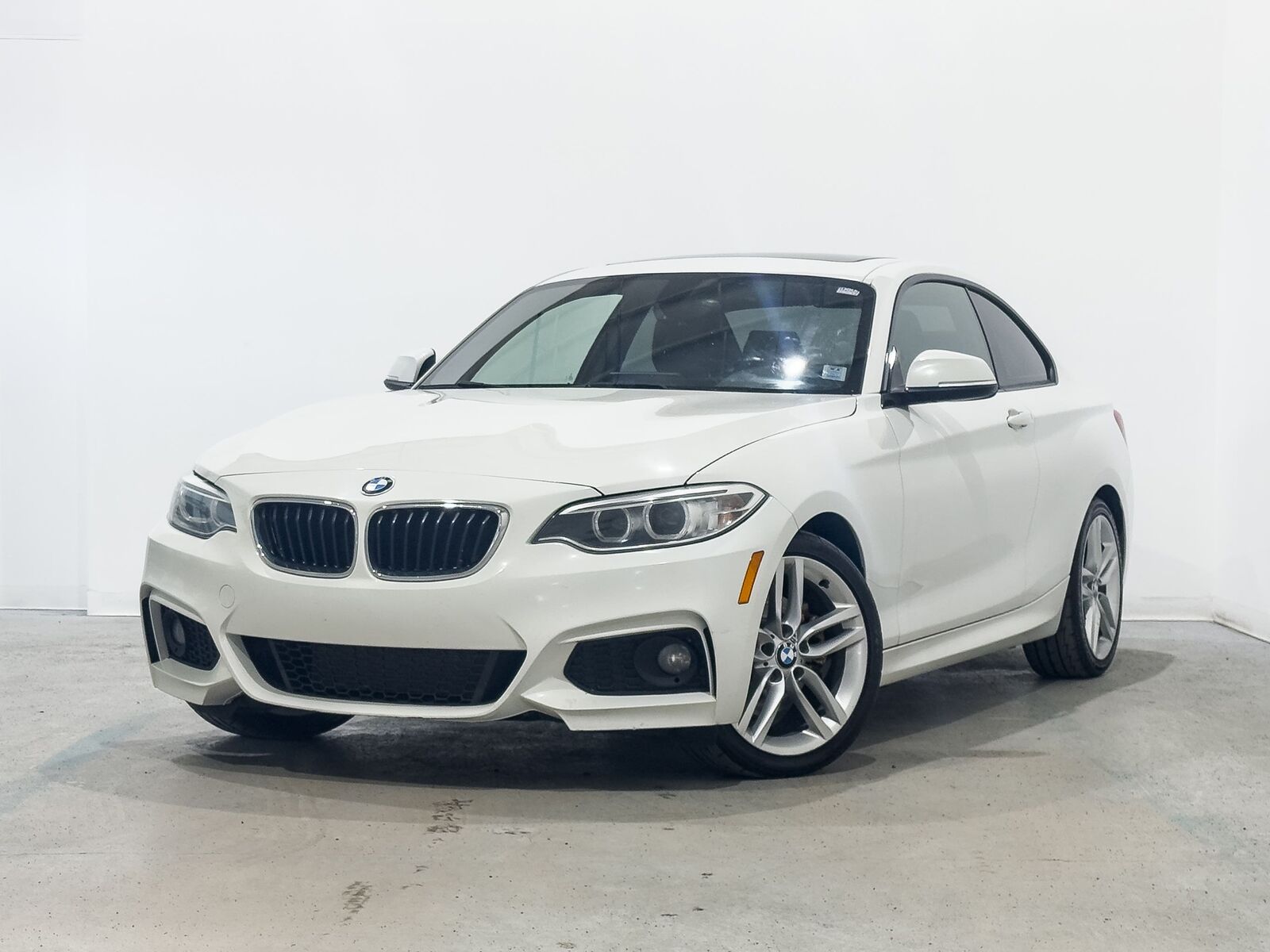 BMW 230i