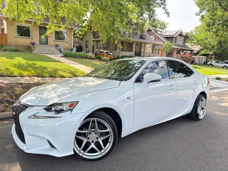 2015 LEXUS IS