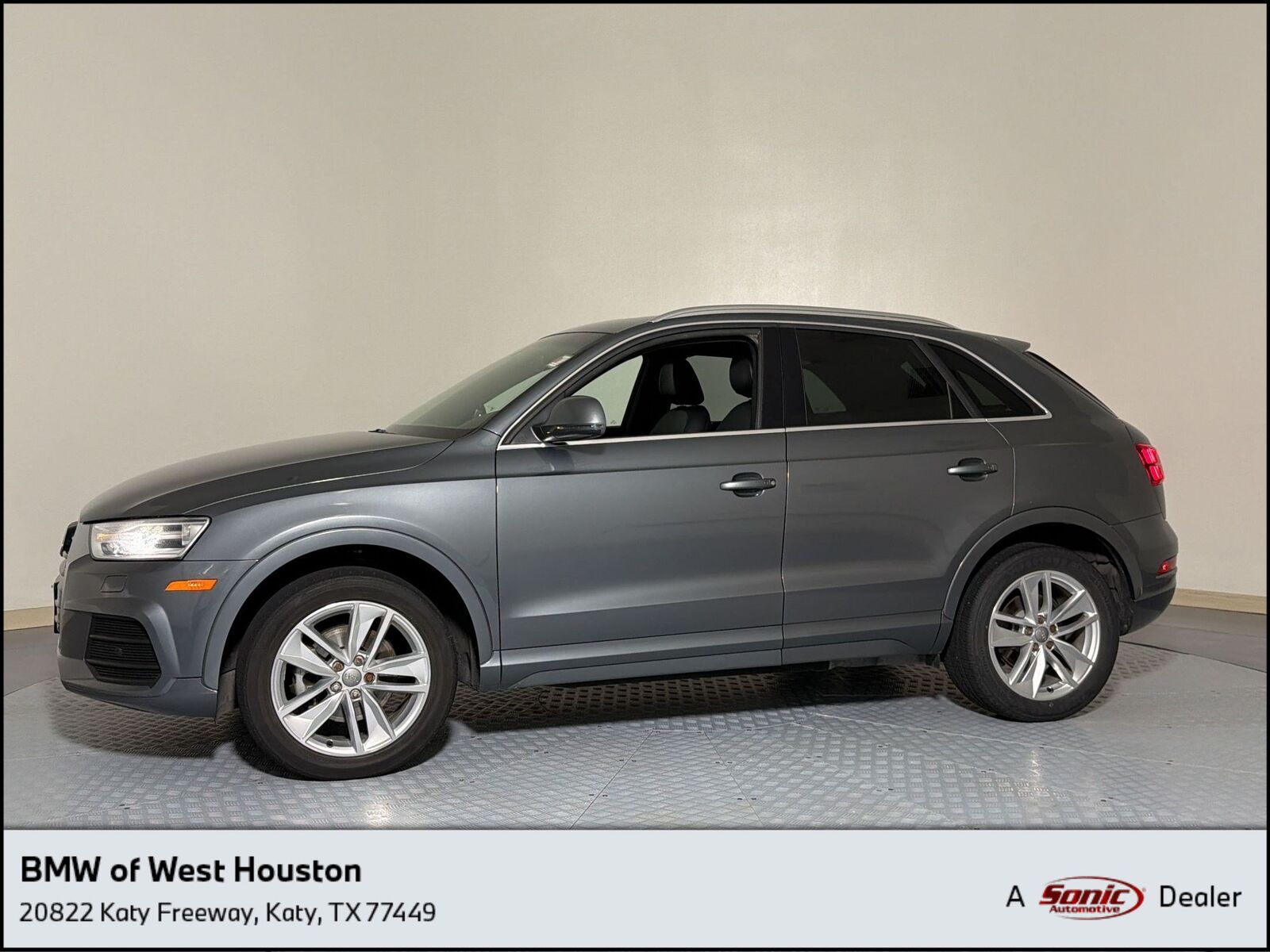 2016 AUDI Q3