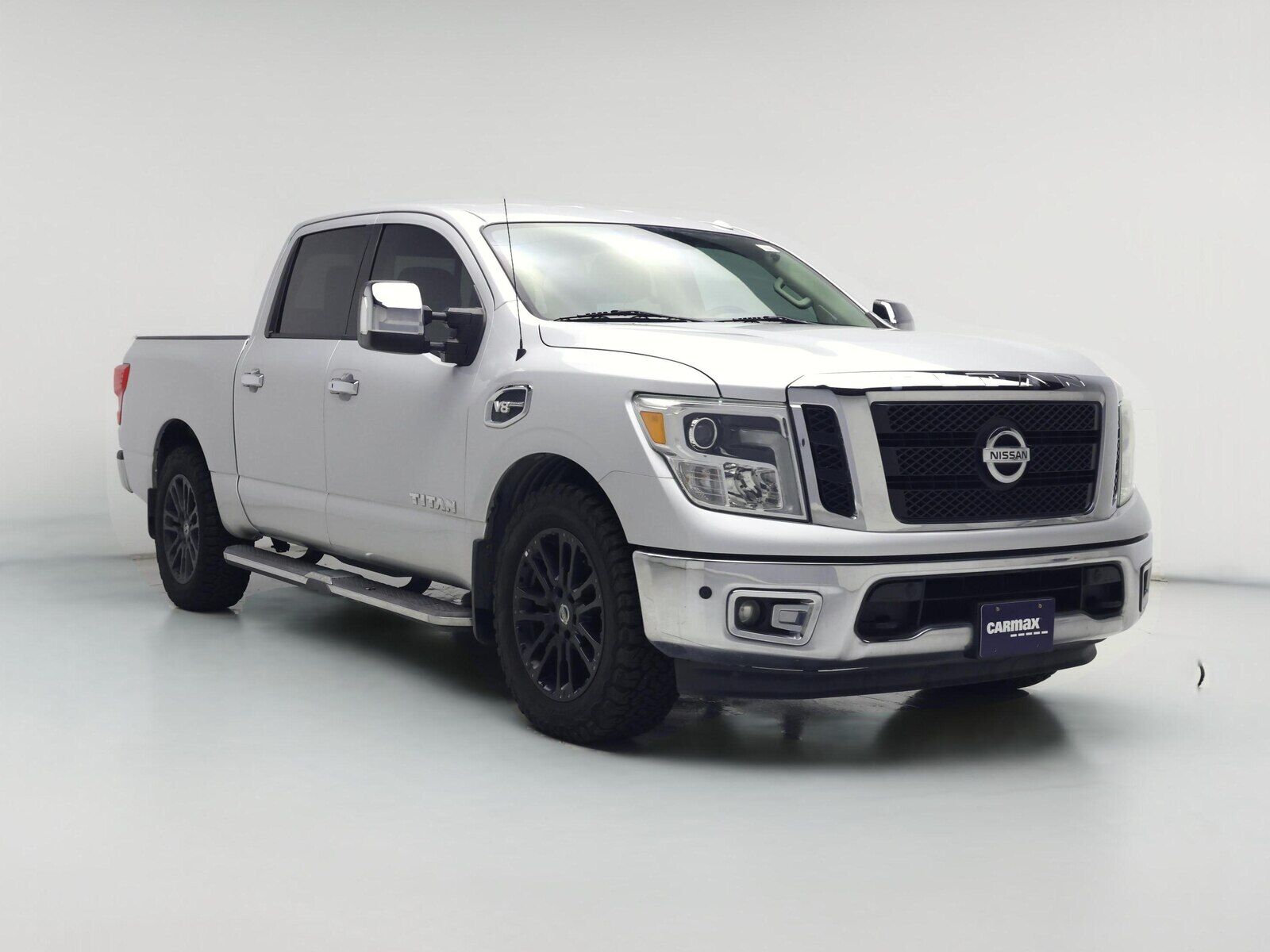 2017 NISSAN Titan