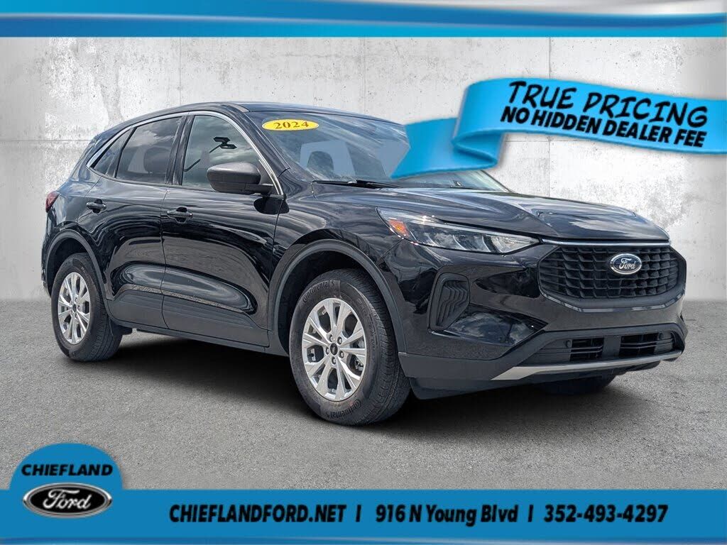 2024 FORD Escape