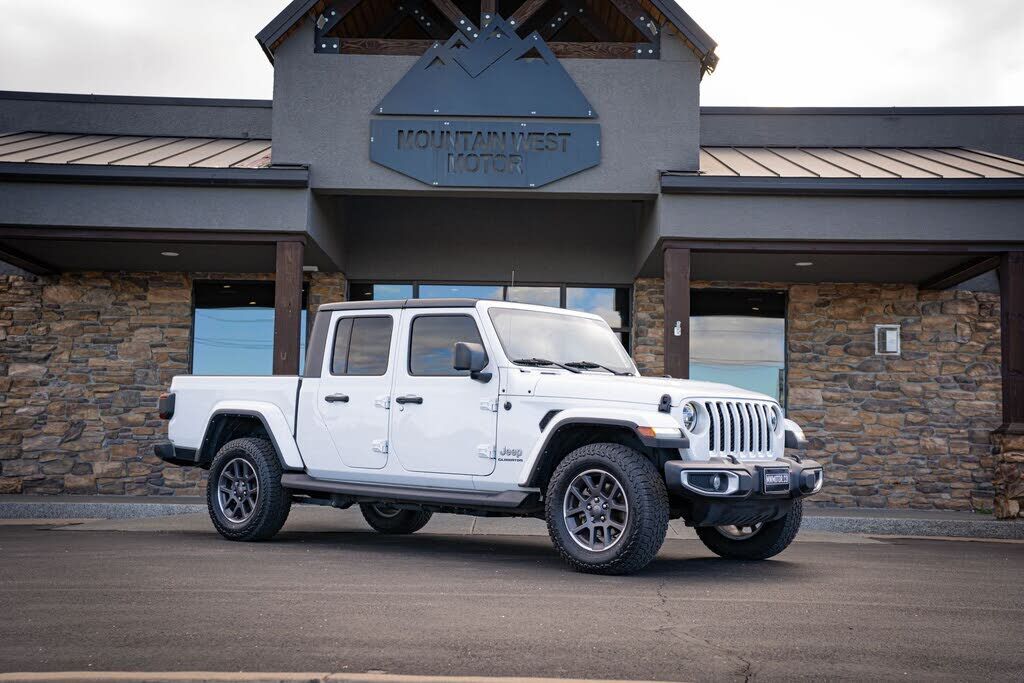 2022 JEEP Gladiator