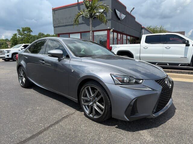 2017 LEXUS IS