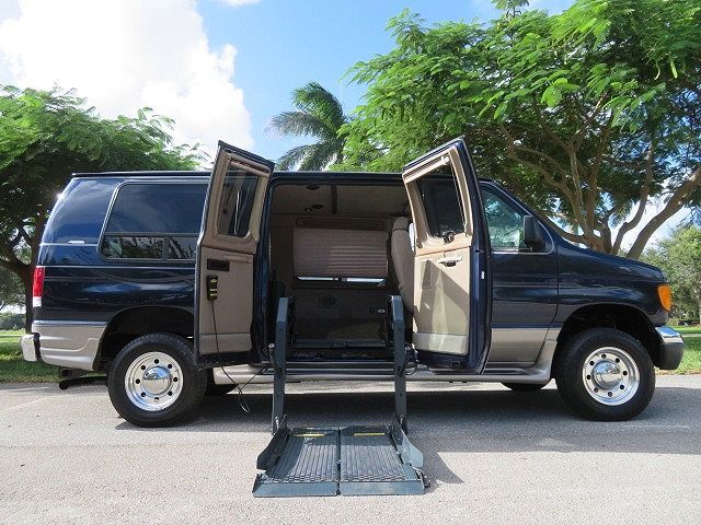 2006 FORD E-250
